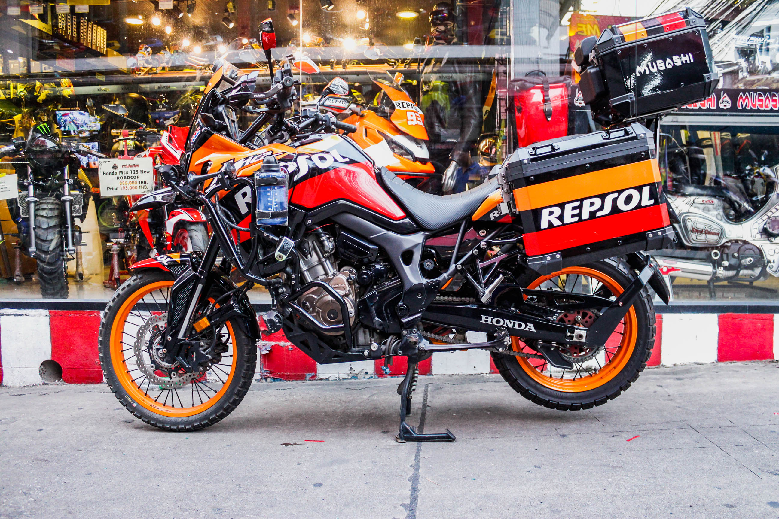 AFRICA TWIN 1000 DCT