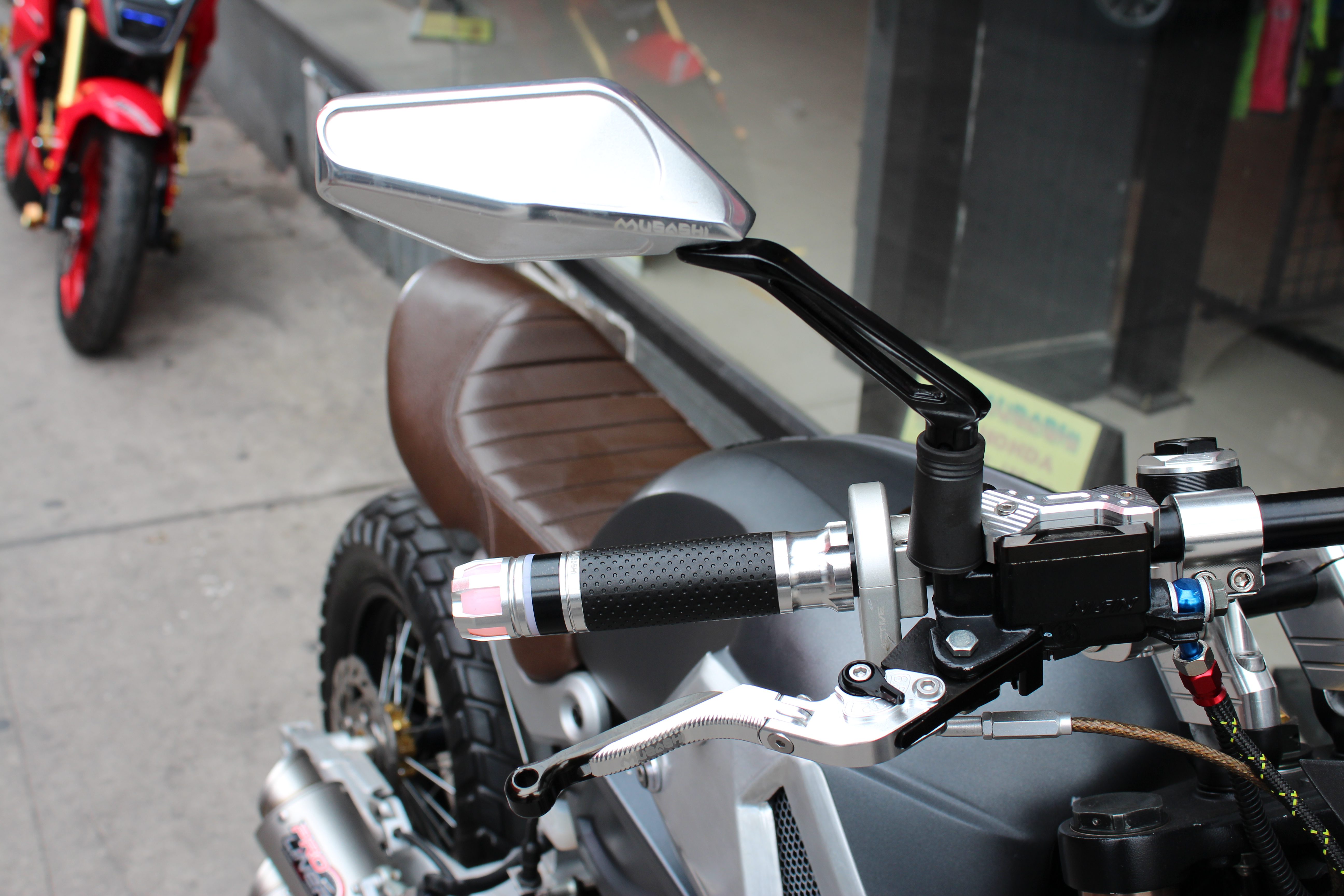 Sprint Mirror