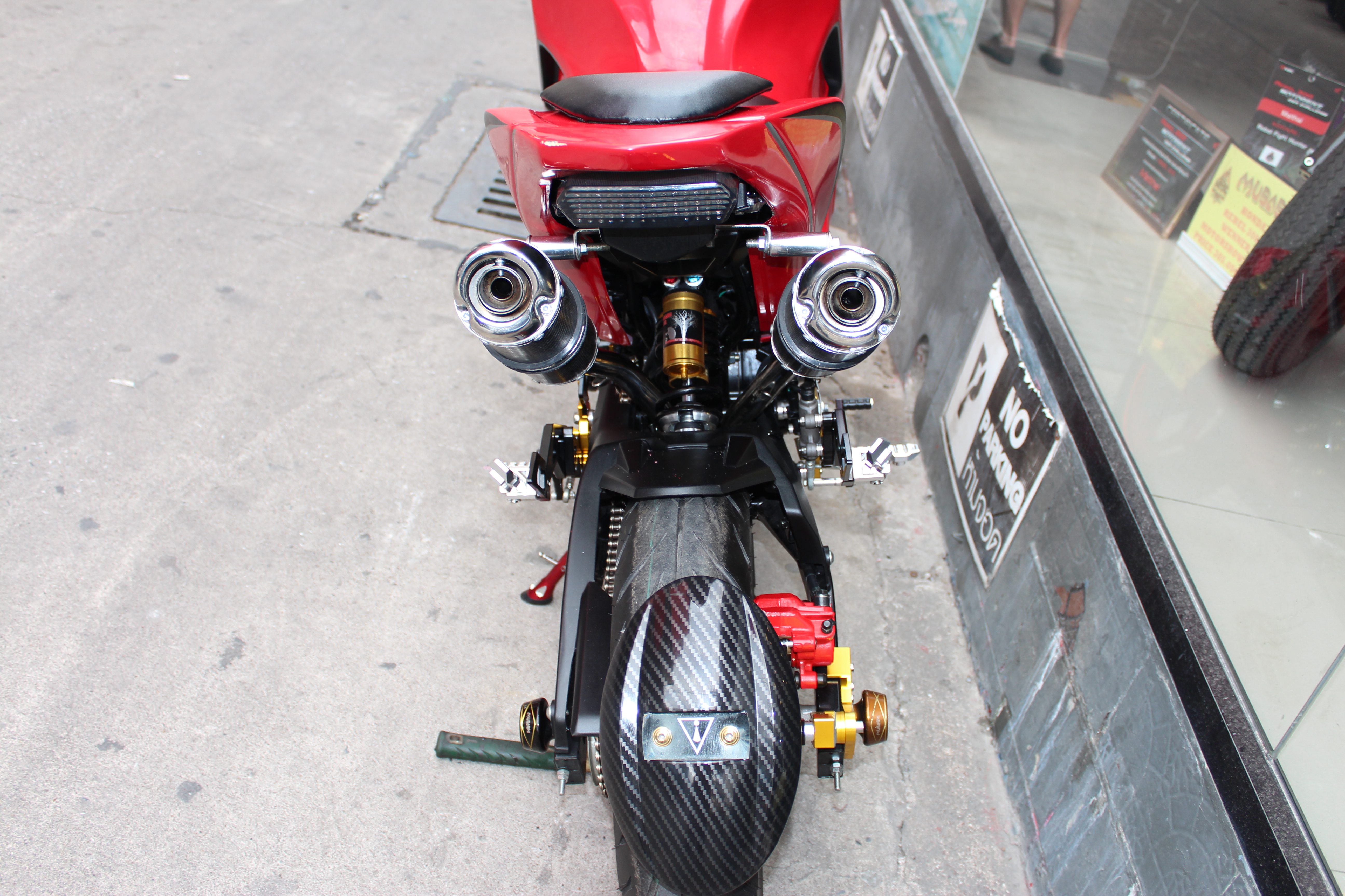 Honda MSX SF 125 -RED