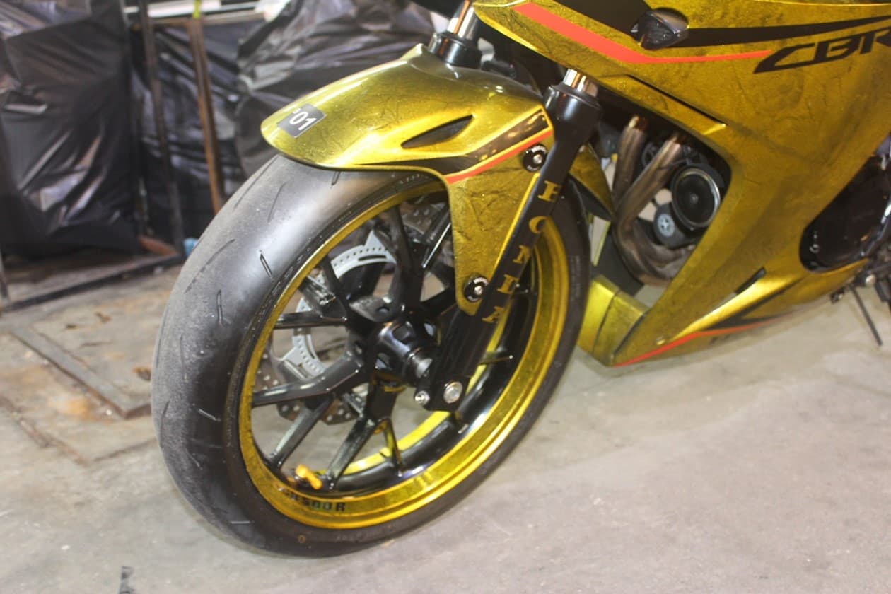 Honda CBR500R Gold Edition